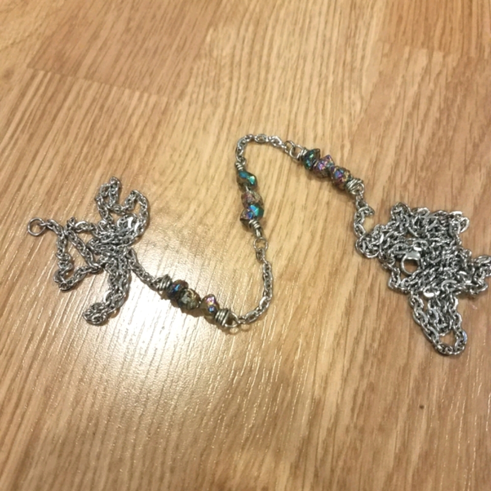 Metallic Peacock Quartz Nugget Super Long Necklace - Picture 4 of 9